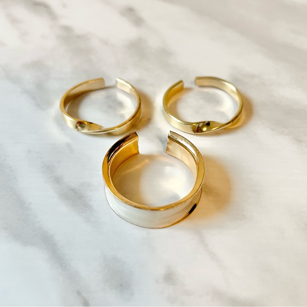 🎉 New Gold & White Stacking Adjustable Ring Set